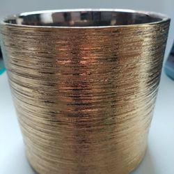 $4-$7 Pots For Houseplants, details in ad