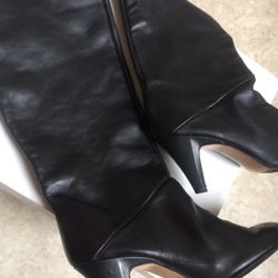 Women Boots Size 9