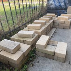 Fire Bricks / Ladrillos De Lumbre  