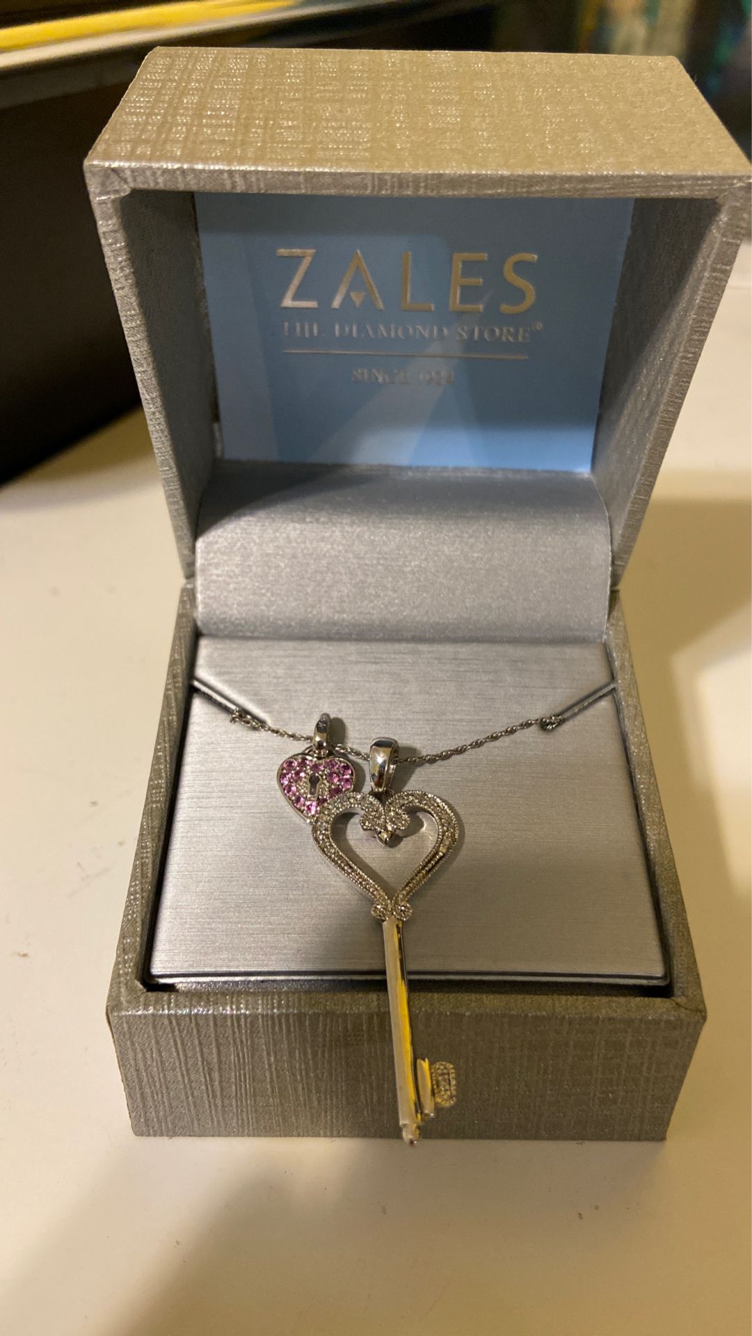 Zales jewlery heart key necklace