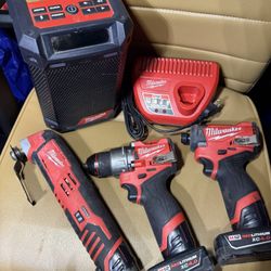 Milwaukee 12V 4 Piece Set 