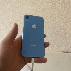 iPhone XR Unlock 64GB For any Service Selling Cheap Already If you are interested Message 