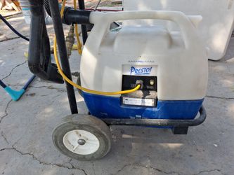 CARPET CLEANER MACHINE.