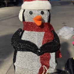 Christmas Penguin Lights Up