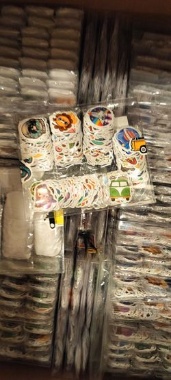 Wholesale 600 kids stickers packs/ waterproof/ great deal/ see discription 👍