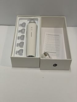 Blackhead Remover With A Camera