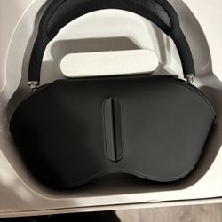 Airpod maxes