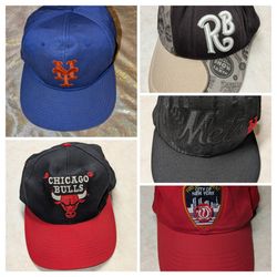 5 Baseball Caps 🧢  Great condition !!
