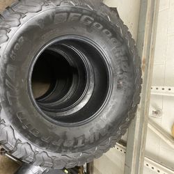 Ford Raptor Tires