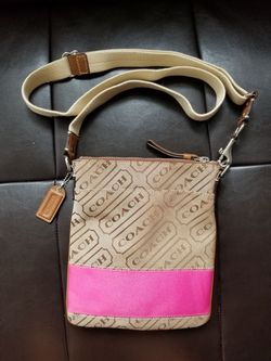 Coach bag shop pink lining