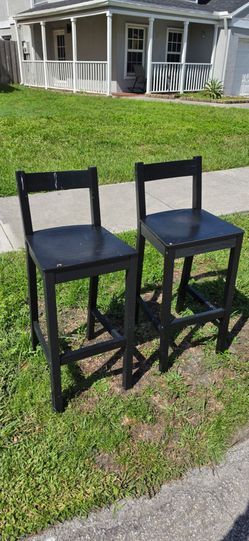Free pair of high chairs