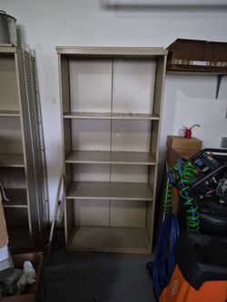 Free heavy duty metallic shelf