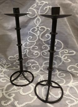 RUSTIC FARMHOUSE CANDLESTICK HOLDERS