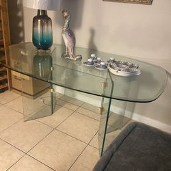 Gorgeous Glass Table!!