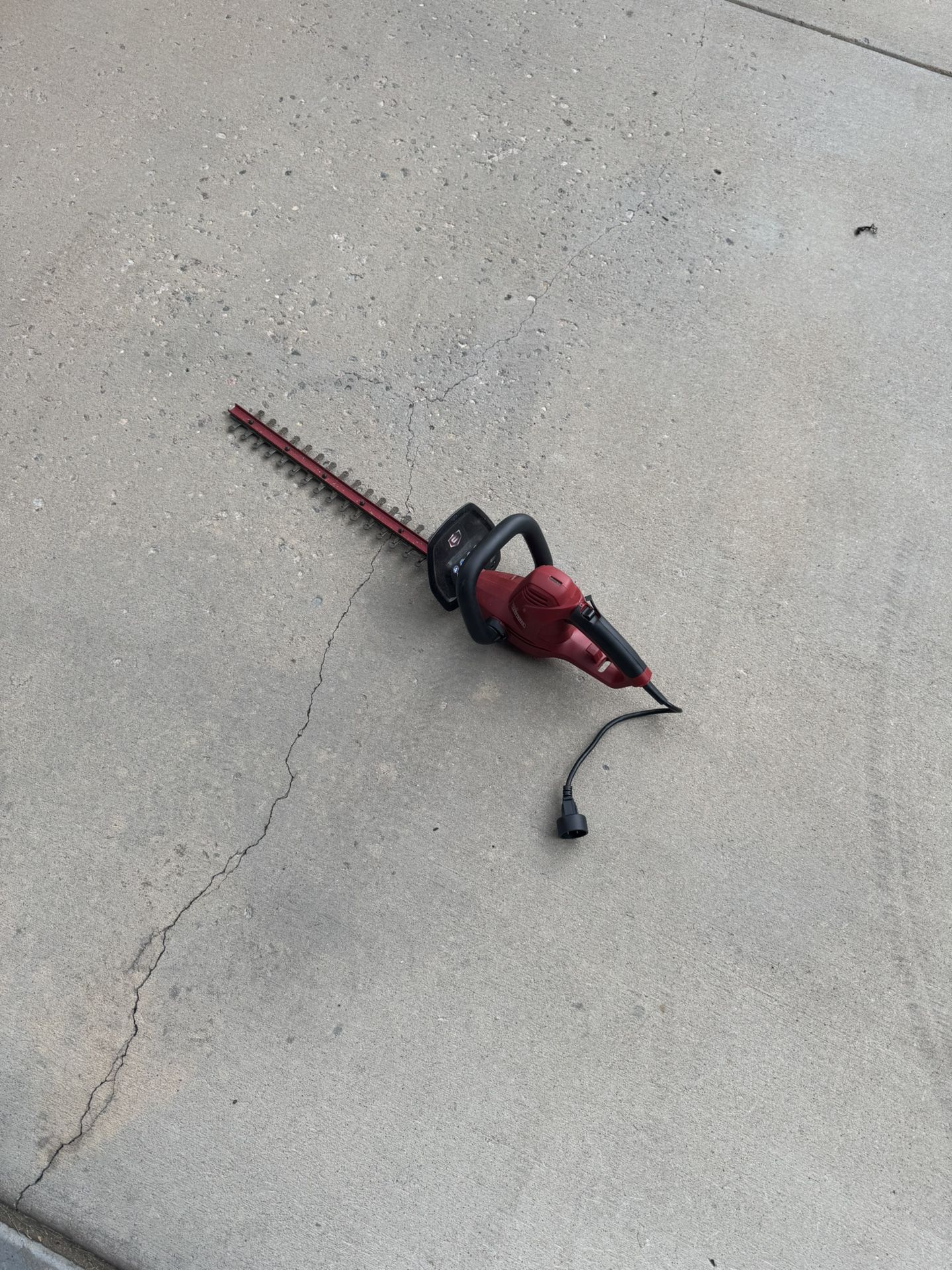 Black And Decker Hedge Trimmer