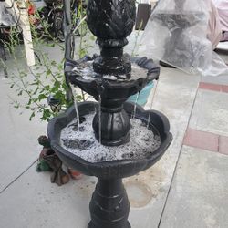 New 3ft Pineapple Water Fountain 