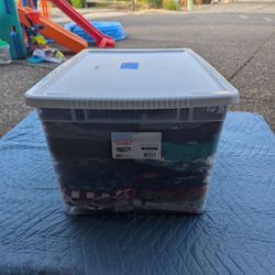 Sterilite Storage Bin with 2t Boys clothes