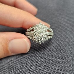 Pear Shaped Ring - 14K White Gold