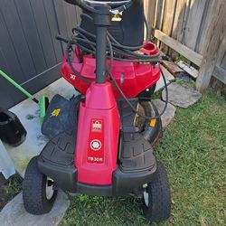 Riding Lawnmower Troybilt Tb30r