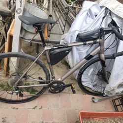 Cannondale Road Bike