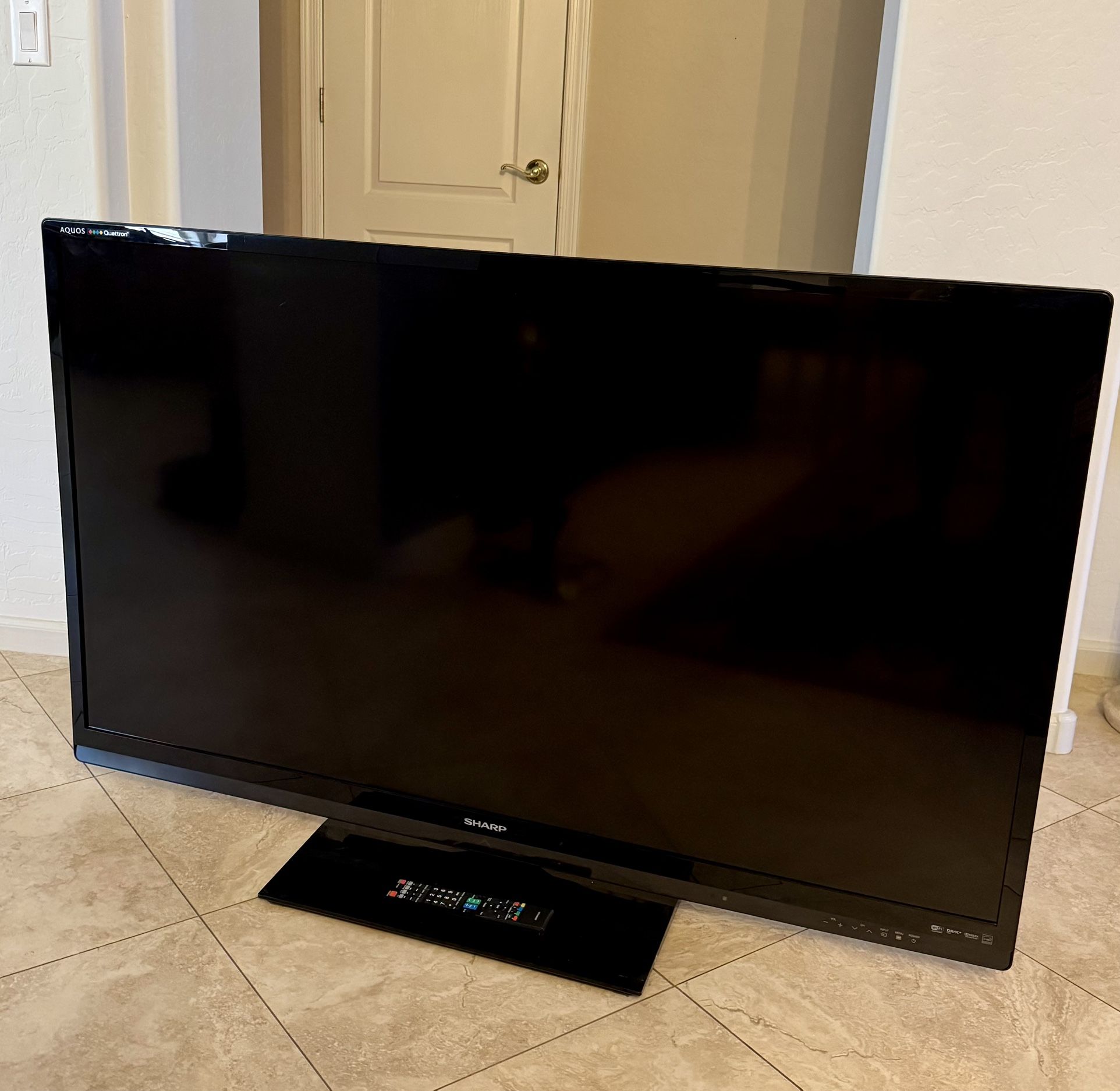 Sharp 60in Aquos TV LC-60LE832U