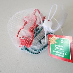 Holiday Cookie Cutters $3