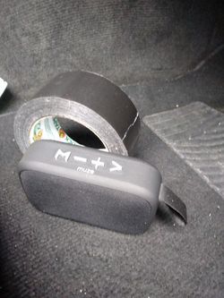 Muse small Bluetooth speaker