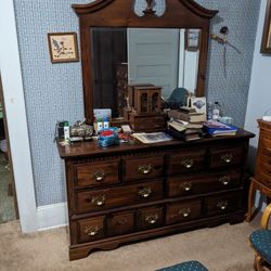 Kincaid Dresser With Mirror 