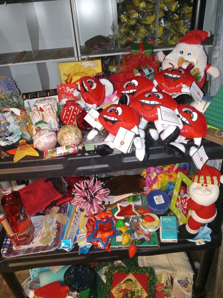 Christmas Decor 4 For 1 Dollar