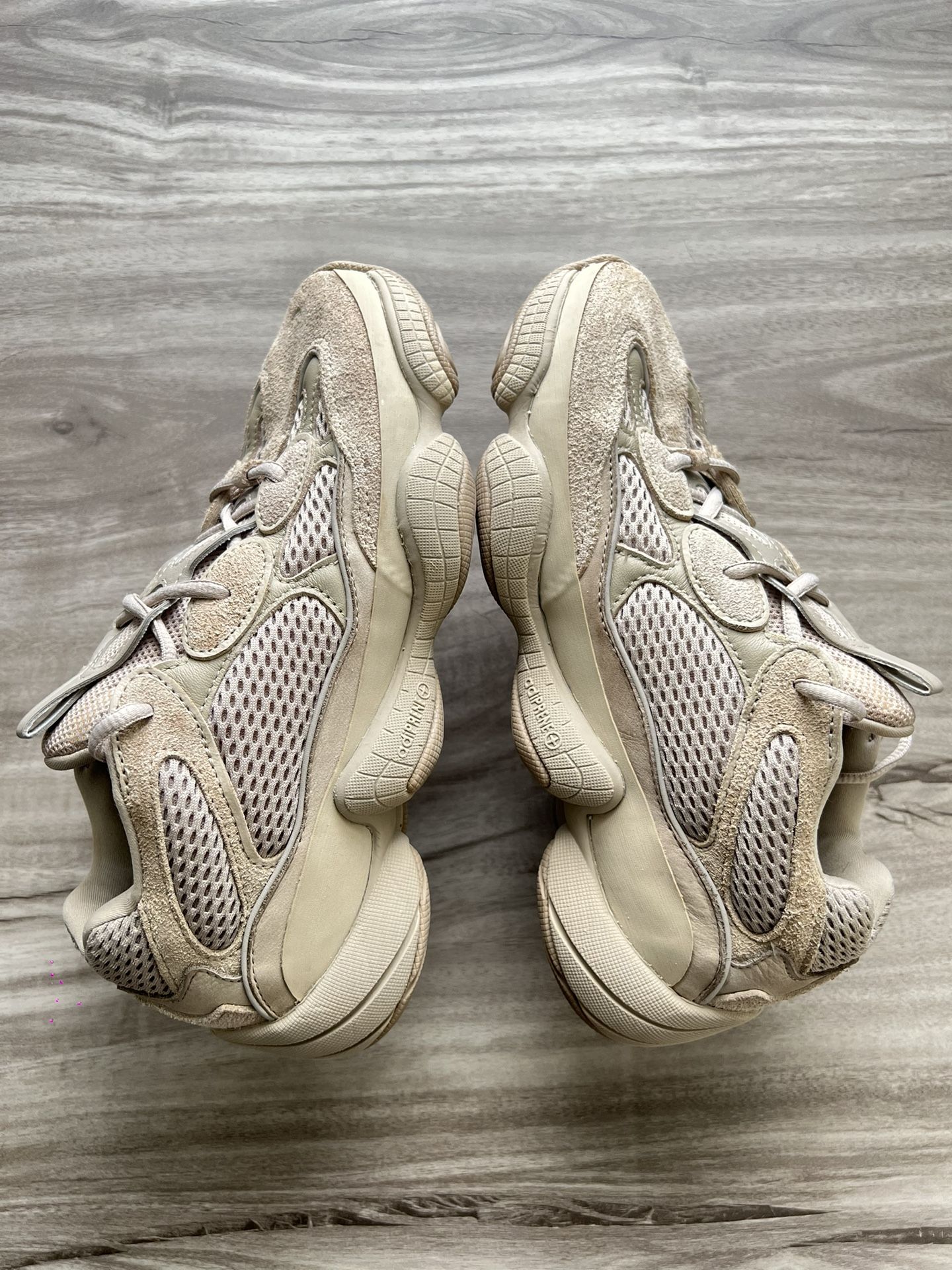 Size 7 Men’s/ 8.5 Women’s adidas Yeezy 500 Taupe Light