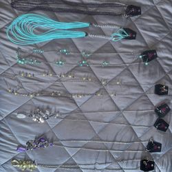 Necklaces With Earrings
