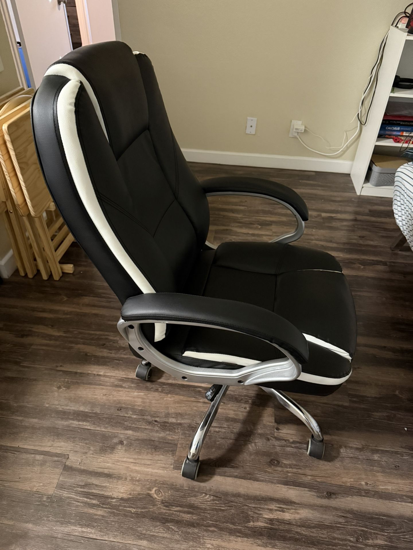 Gaming/Office Chair