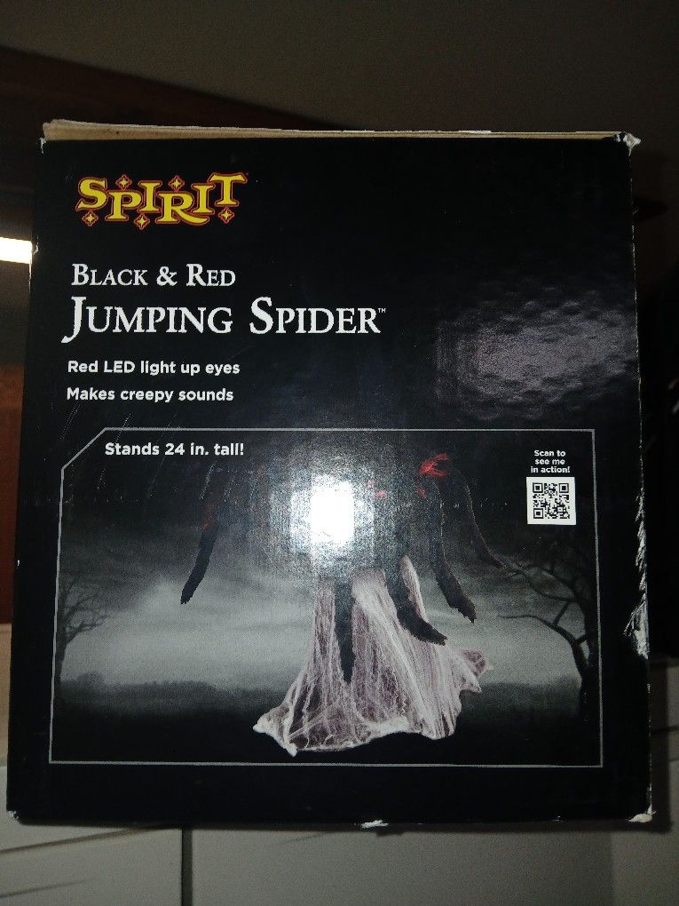 Motion Operated Jumping Spider
