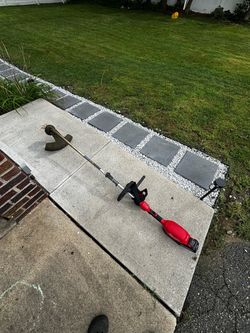 Milwaukee Cordless String Trimmer