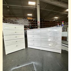 5 and 8 drawers dresser / Five and eight drawers dresser