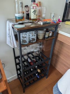 Bar cart w wine rack