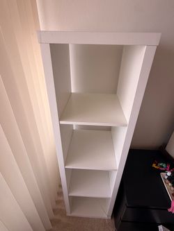 White Shelf Cube