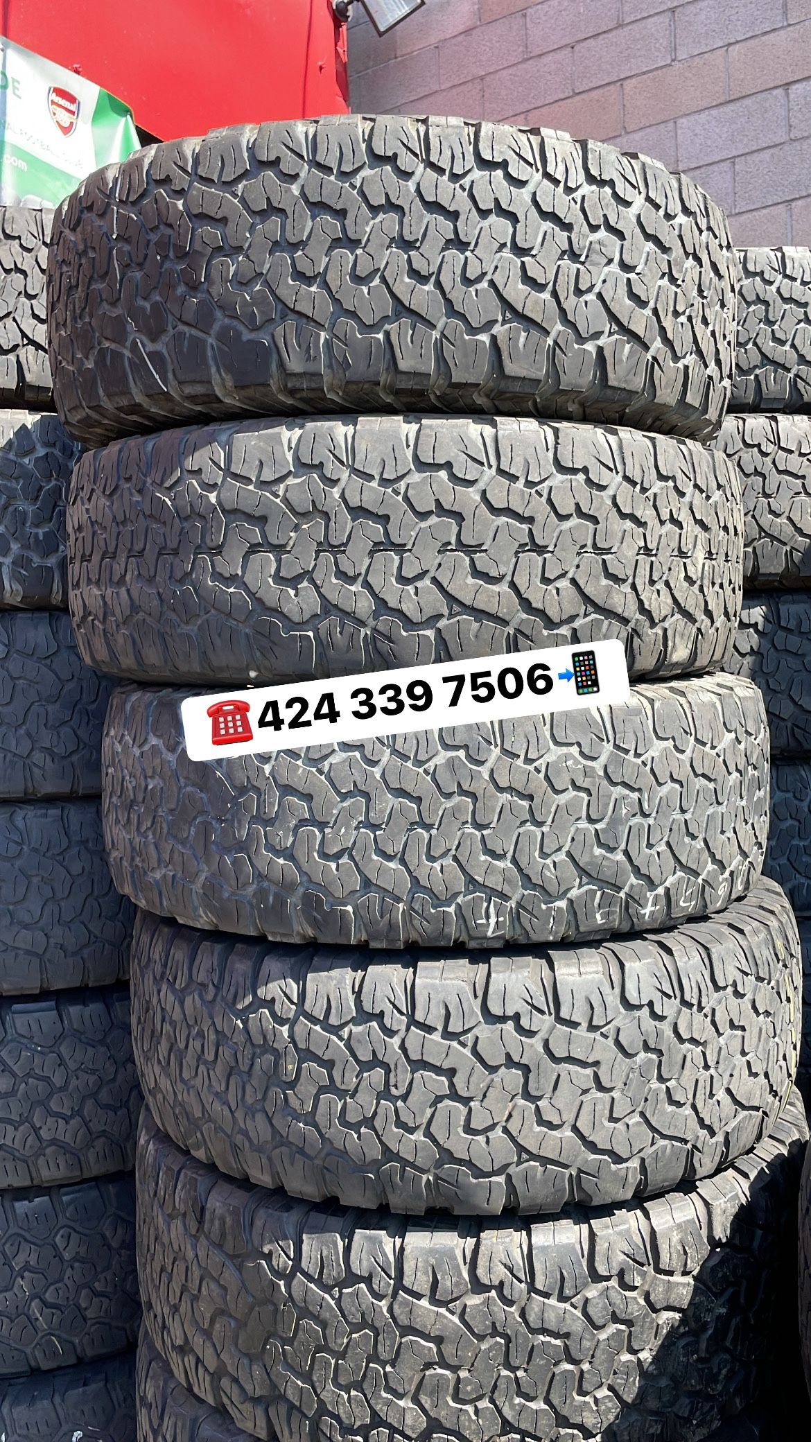 Vendo Un Set De Llantas LT265/70R17 Marca BFgoodrich