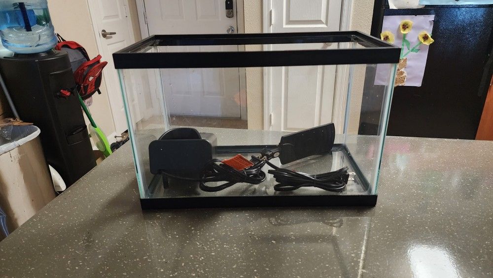 5 Gal. Fish Tank With Heater And Filter $50