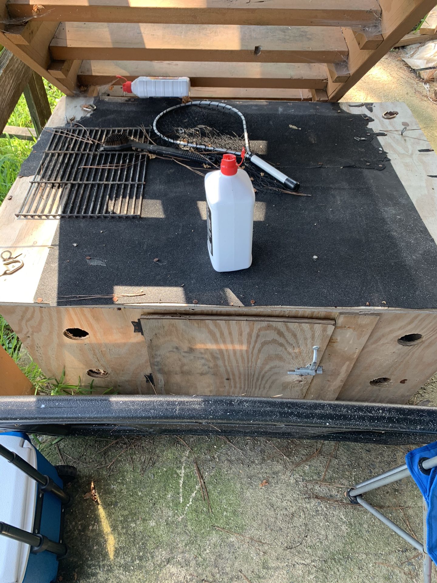 Dog Box