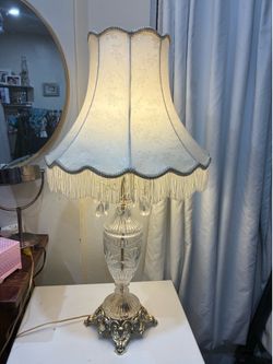 Beautiful Victorian vintage lamp