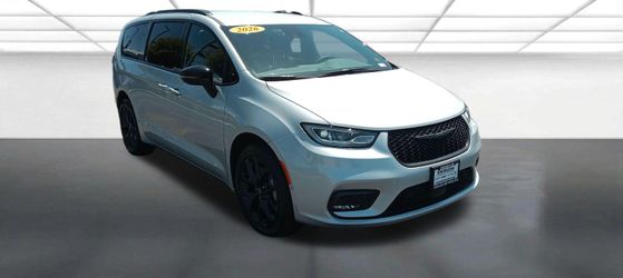 2026 Chrysler Pacifica
