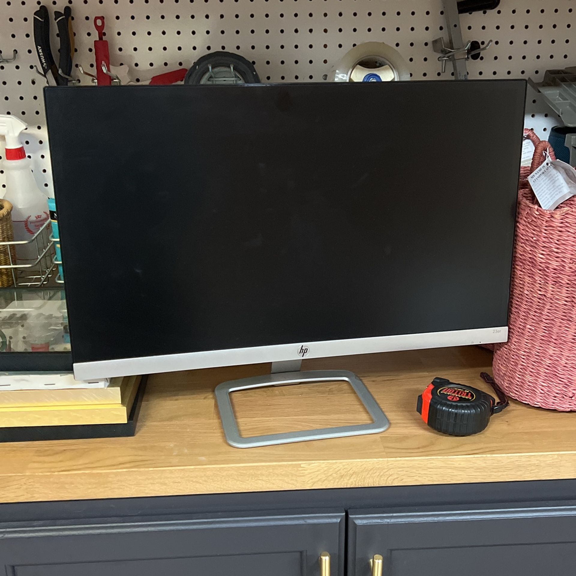 HP Monitor 21” - Works Great