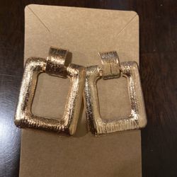 fshion earrings