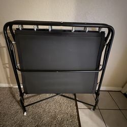 metal folding bed on wheels
