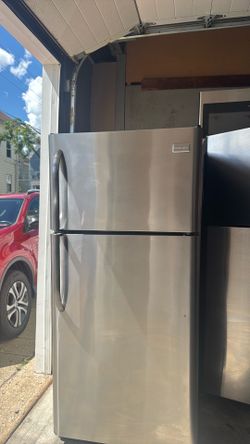 Frigidaire refrigerator