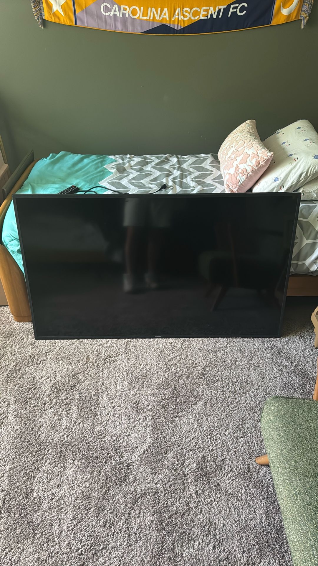 60’ Samsung Flat Screen TV