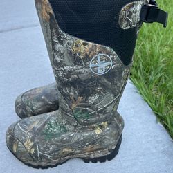 Lincoln Outfitters Muck Boots for Sale in Spring Hill, FL  display picture 1