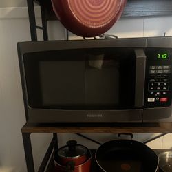 Toshiba Microwave 