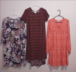 3  pretty women's XL dresses